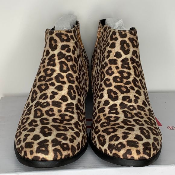 Round Toe Faux Suede Stacked Heel Ankle Bootie - Picture 2 of 3